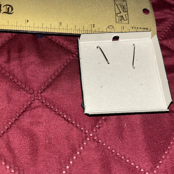 NIB Dangle earrings vintage - Picture 4 of 7